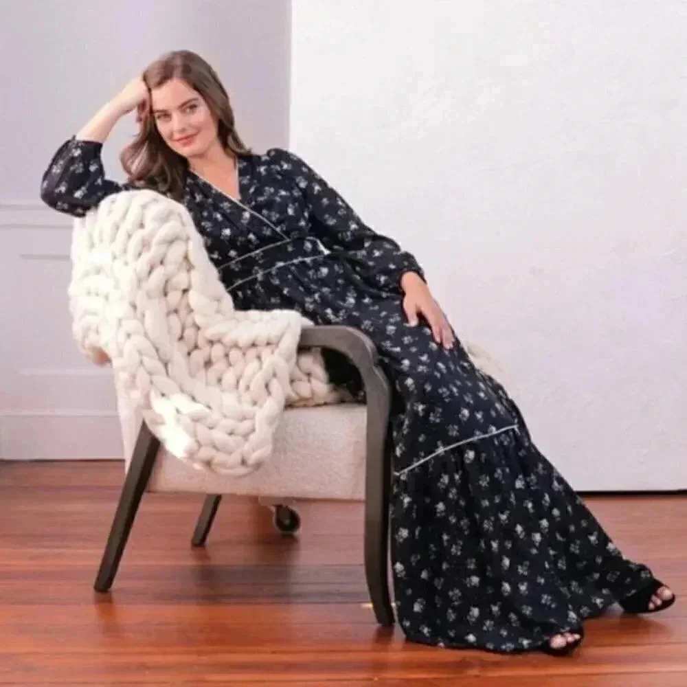 Gal Meets Glam Ariana Floral Long  Sleeve Chiffon Maxi Dress Sz 2 NWT‎